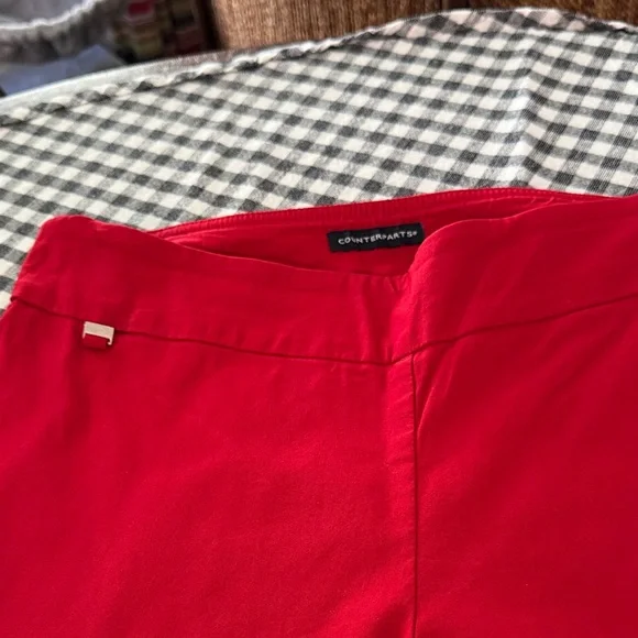Vibrant Red Pants - Picture 3 of 4
